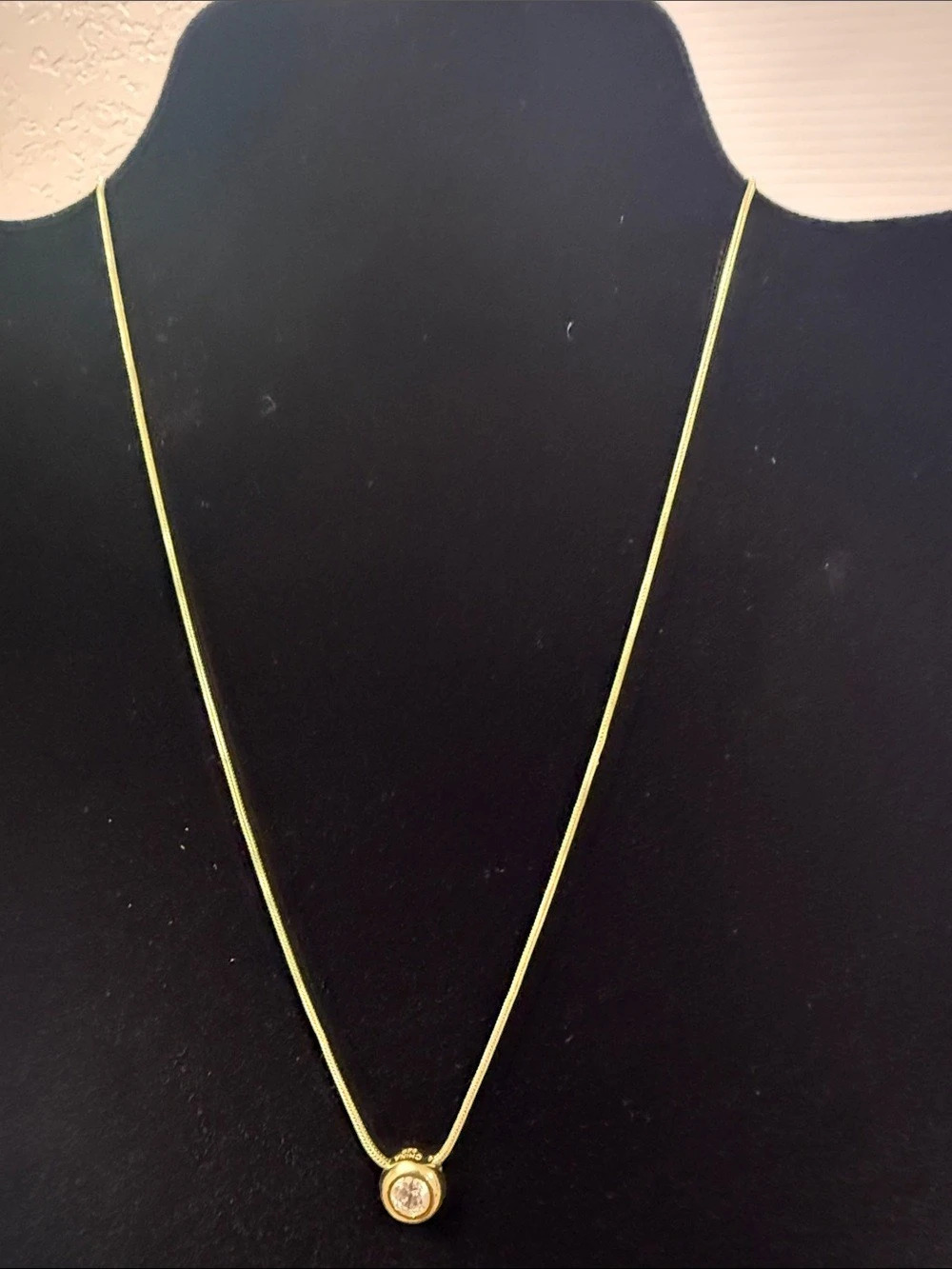 Gold Pendant Necklace